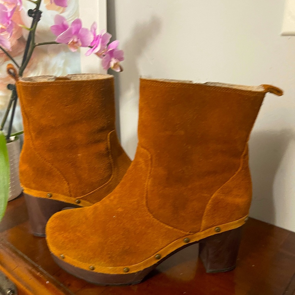 Clark boots